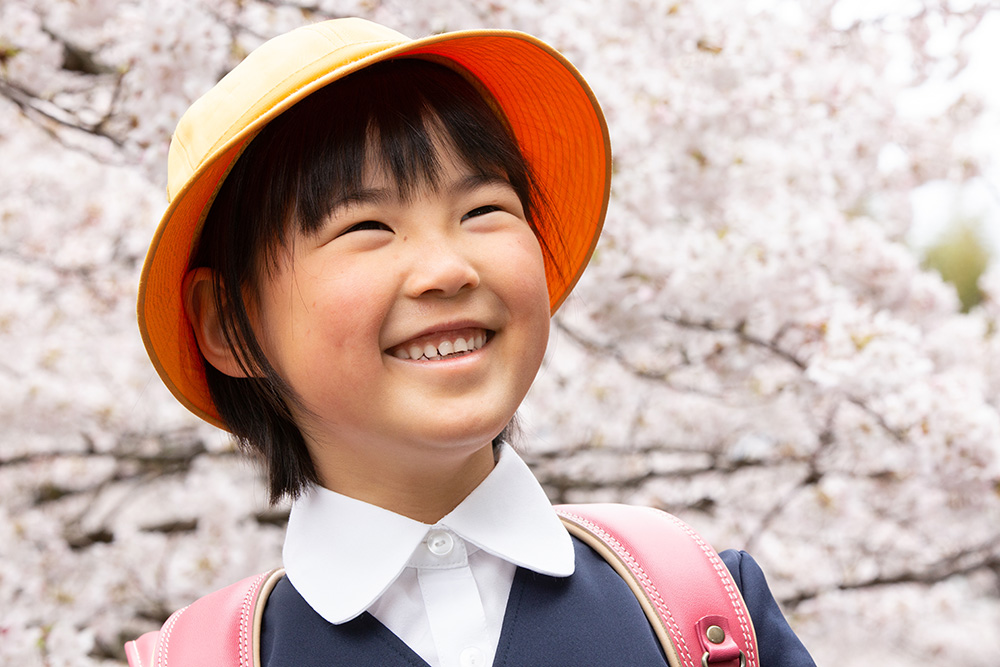 城崎温泉で撮影した入学写真　子どもの笑顔